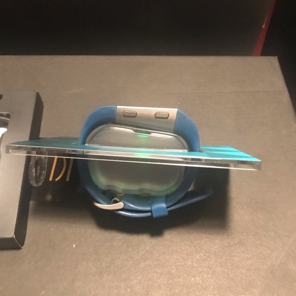 Fitbit Surge - Large - Picture 5 of 6